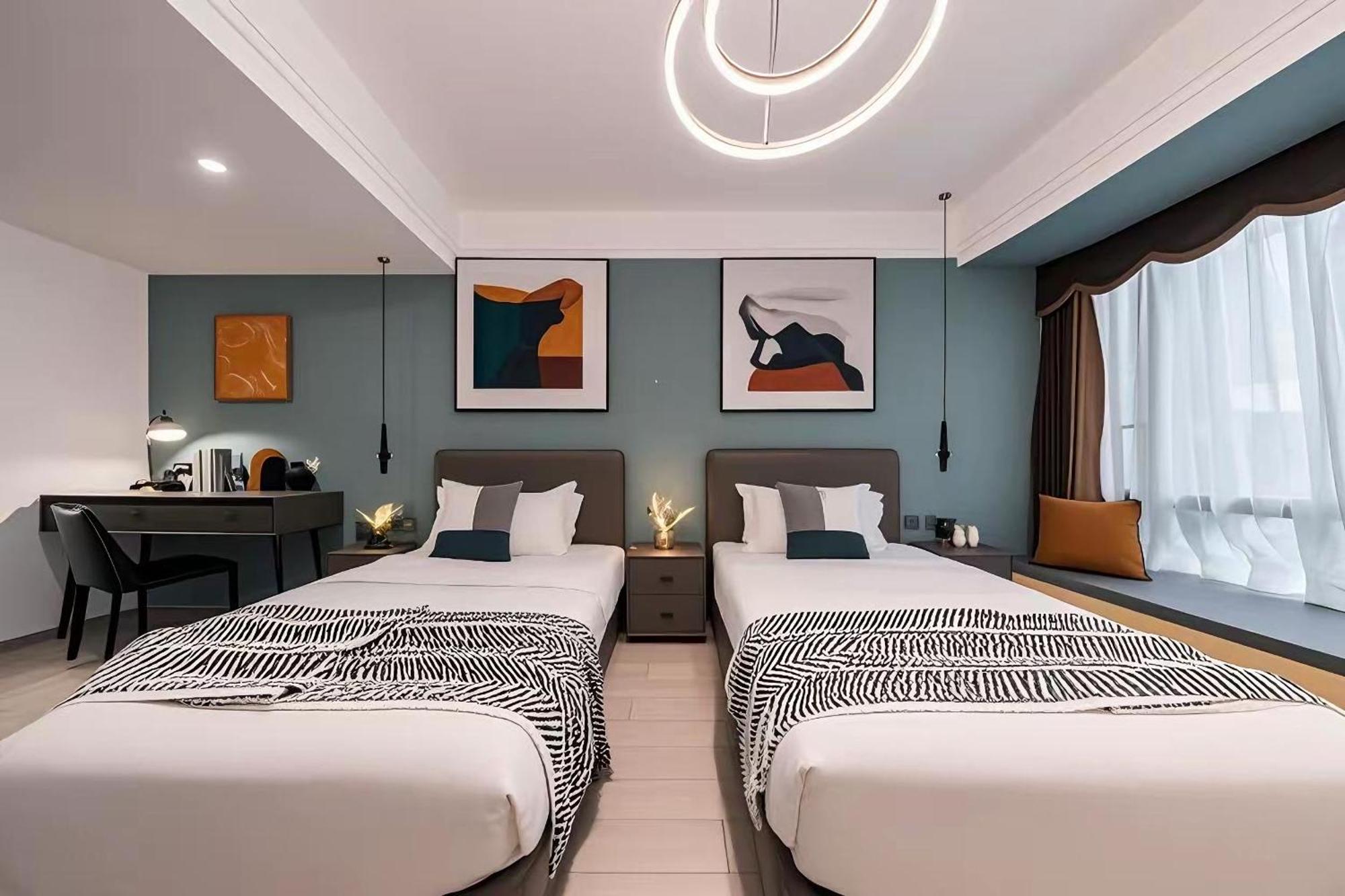 Yun Jin City View Hotel - Guangzhou Taikoo Hui Zhujiang New Town Tianhe Sports Center Exterior foto